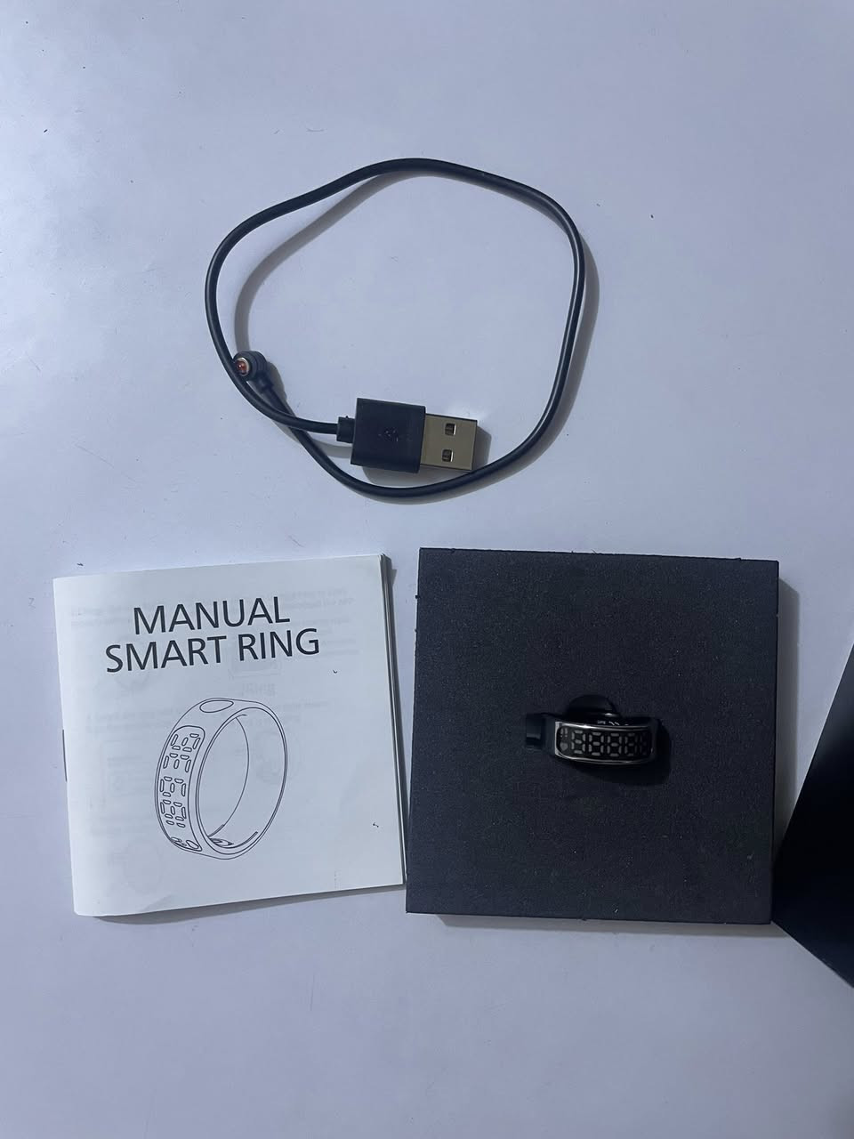 اكتب تم ويوصلك السعر حلقة ذكية تجمع بين التصميم الأنيق والتقنيات الصحية المتطورة، مصنوعة من سبائك الألمنيوم لتمنحك خفة وأناقة مع
أداء ذكي ومميز.
تتبع معدل ضربات القلب
مراقبة نسبة الأوكسجين في الدم (SpO2)
مراقبة النوم وجودته
تصميم مريح ومتين يناسب الاستخدام اليومي بطارية تدوم طويلاً وشحن مغناطيسي


**إذا كنت صاحب هذا الإعلان وتريد حذفه لأي سبب، رجاءا أرسل رسالة إلى الدعم الفني**