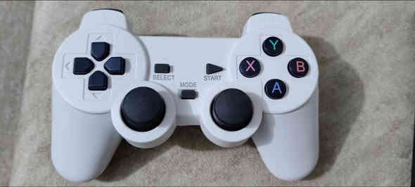 السلام عليكم
داتا شو P30 MAX. 
 معه فلاش اللعاب كثيرة.
جوستكات عدد 2.
 بردة عرض 2.60 م ارتفاع 1.50 م
نظيف قليل الإستخدام ويحتوي عدة برامج وصورة بإضائة جيدة. 
العنوان كربلاء ***********
سعره 130ألف.
