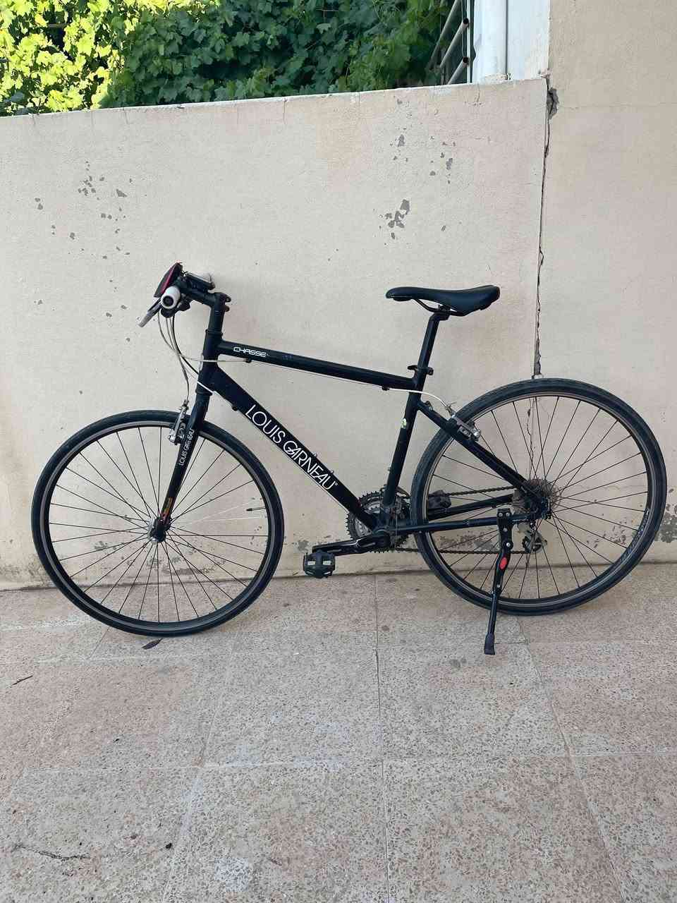 دراجة ماركة لويس C700  نظافتها حيل زينة
مكينة خلفية شيمانو التوس والامامي شيمانو تورني
بريكات تيكترو 
فريم المنيوم بالكامل 
السعر 200 الشراي يتفضل للخاص


**إذا كنت صاحب هذا الإعلان وتريد حذفه لأي سبب، رجاءا أرسل رسالة إلى الدعم الفني**