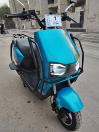 دراجه شحن  مديل 2025 6بطاريات اكبار  استخدام قليل  كامله كل نقص مابيه ...