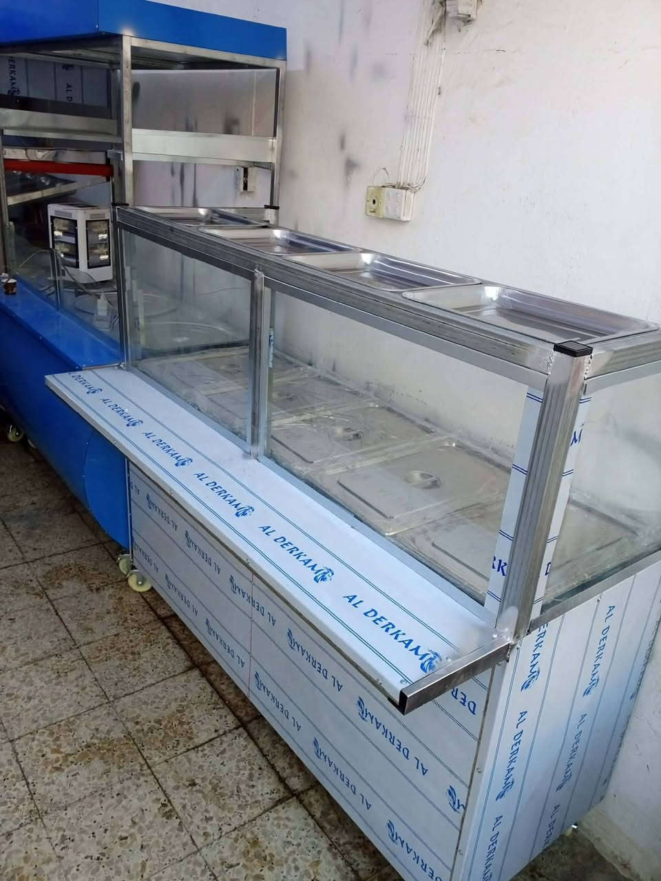 معرض ومعمل كرار البديري 
لتجهيز المطاعم والكافيهات الأفران والفنادق بمعدات جديد الاستفسار( *********** )  واتساب
