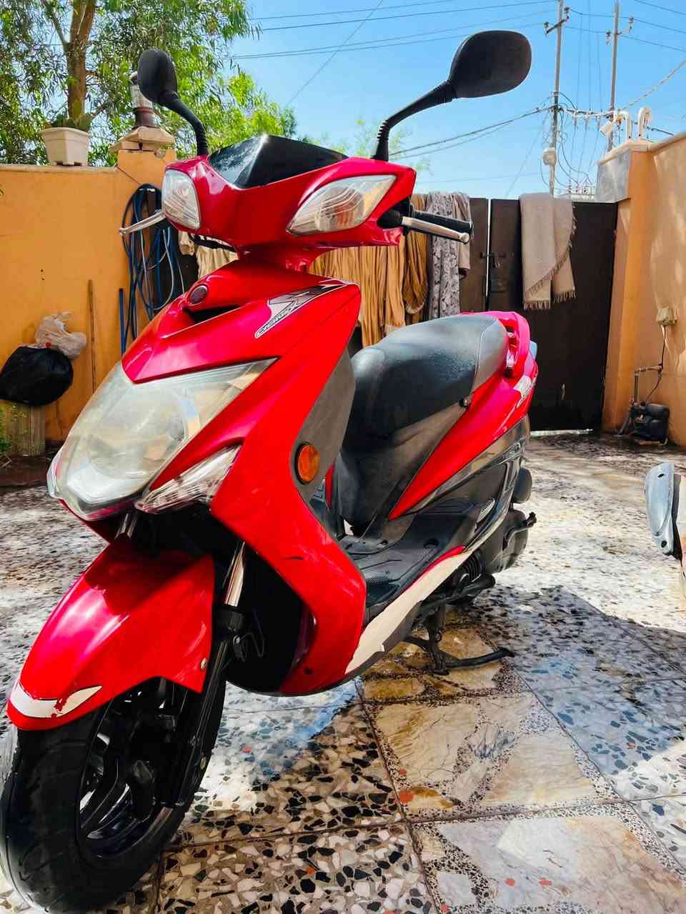 السلام عليكم سكنس للبيع جديدة الدراجة مال رمبة مكفوله كفاله عامة اي نقص ما بيها دراجة جديدة كلش بلواقع احلة بعد دهن كلة موتل بانزين محسن مكانها بغداد الزعفرانيه سعرها 1800 وبيها مجال قليل قبل فتره طالعه من الرمبة ‭
***********
