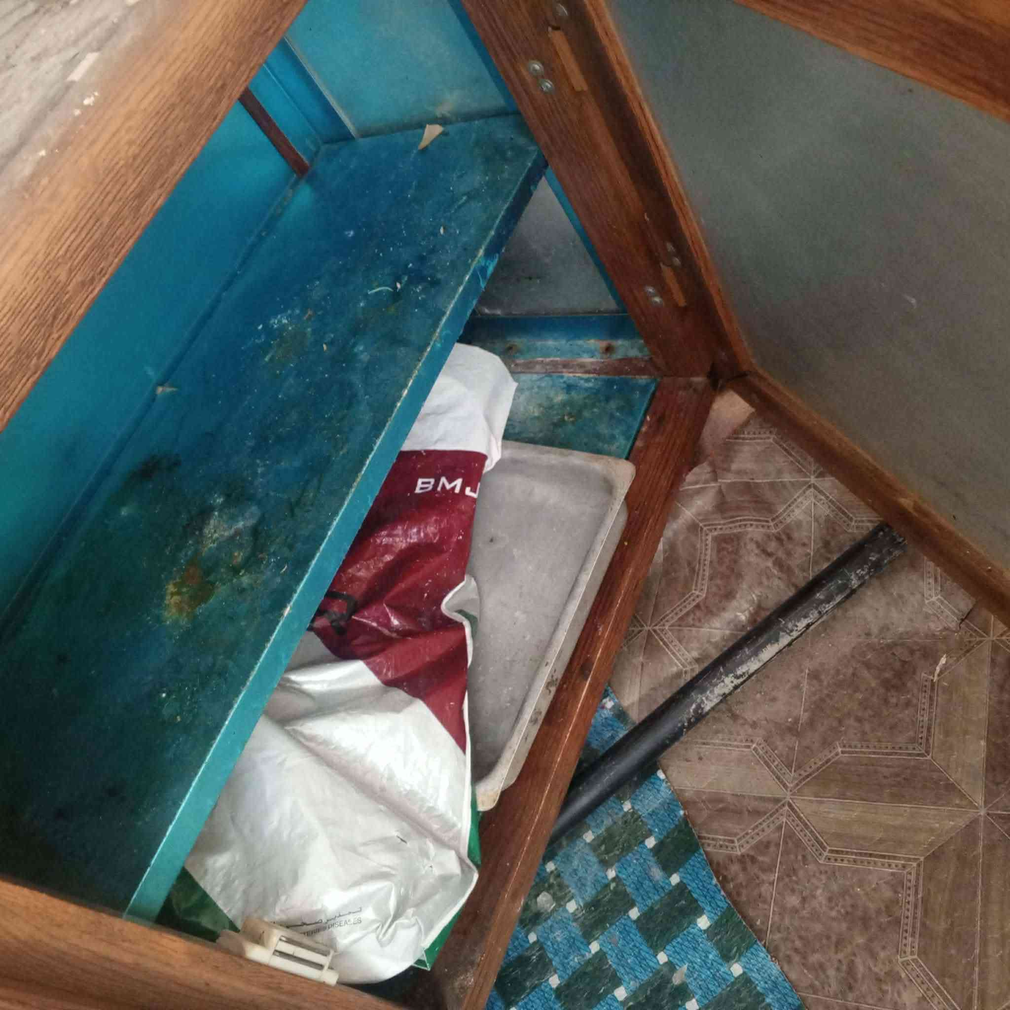 كاونتر ٣ قطع وسنك يعني ٤ قطع جبير
متروك يرادله ترتيب قيم وأخذ بلعافيه عليك قطعتين ملحق وحده جبيره وحده صغيره


**إذا كنت صاحب هذا الإعلان وتريد حذفه لأي سبب، رجاءا أرسل رسالة إلى الدعم الفني**