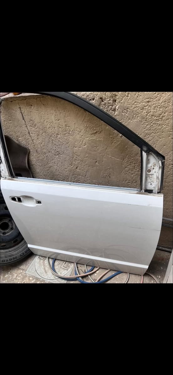 سلام عليكم

للبيع غراض دوج بوب ودسكات وراديتر  وجاملغ عبوه فيت بم


**إذا كنت صاحب هذا الإعلان وتريد حذفه لأي سبب، رجاءا أرسل رسالة إلى الدعم الفني**