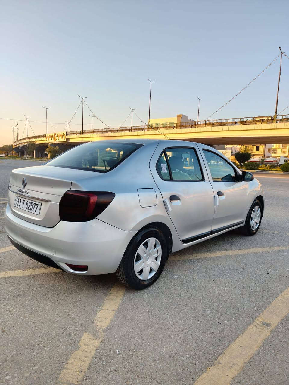 السلام عليكم رينو سنبل للبيع موديل 2019 رقم بغداد الجديد انكليزي سنويه جديده هزه جديده تحويل ثاني يوم مكينه 1600 كير حداديه تخم تاير مكفولات تبريد ثلج السياره مكفوله من الضربة بيها صبغ مكانات قليله كلش اثر جراد فقط السعر 74 وبيها مجال مكاني كربلاء رقم الهاتف ***********اثير
*********** آسيا
