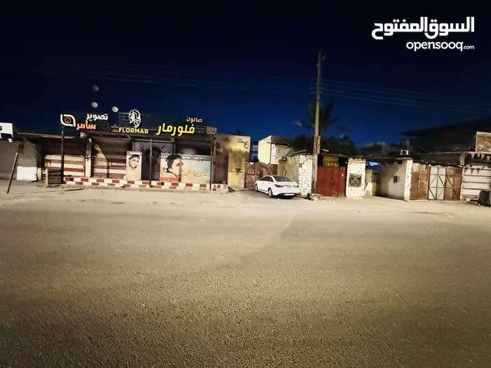 موقع تجاري على الشارع العام في أبي الخصيب - عويسيان
المساحة الكلية : 450
280 طابو صرف
و الي على الشارع العام وقف تجاري مساحتة 170
واجهية الشارع 27 متر
يحتوي على منزل طابقين و محلات تجارية عدد خمسة
السعر:650
للاستفسار:
***********
***********
