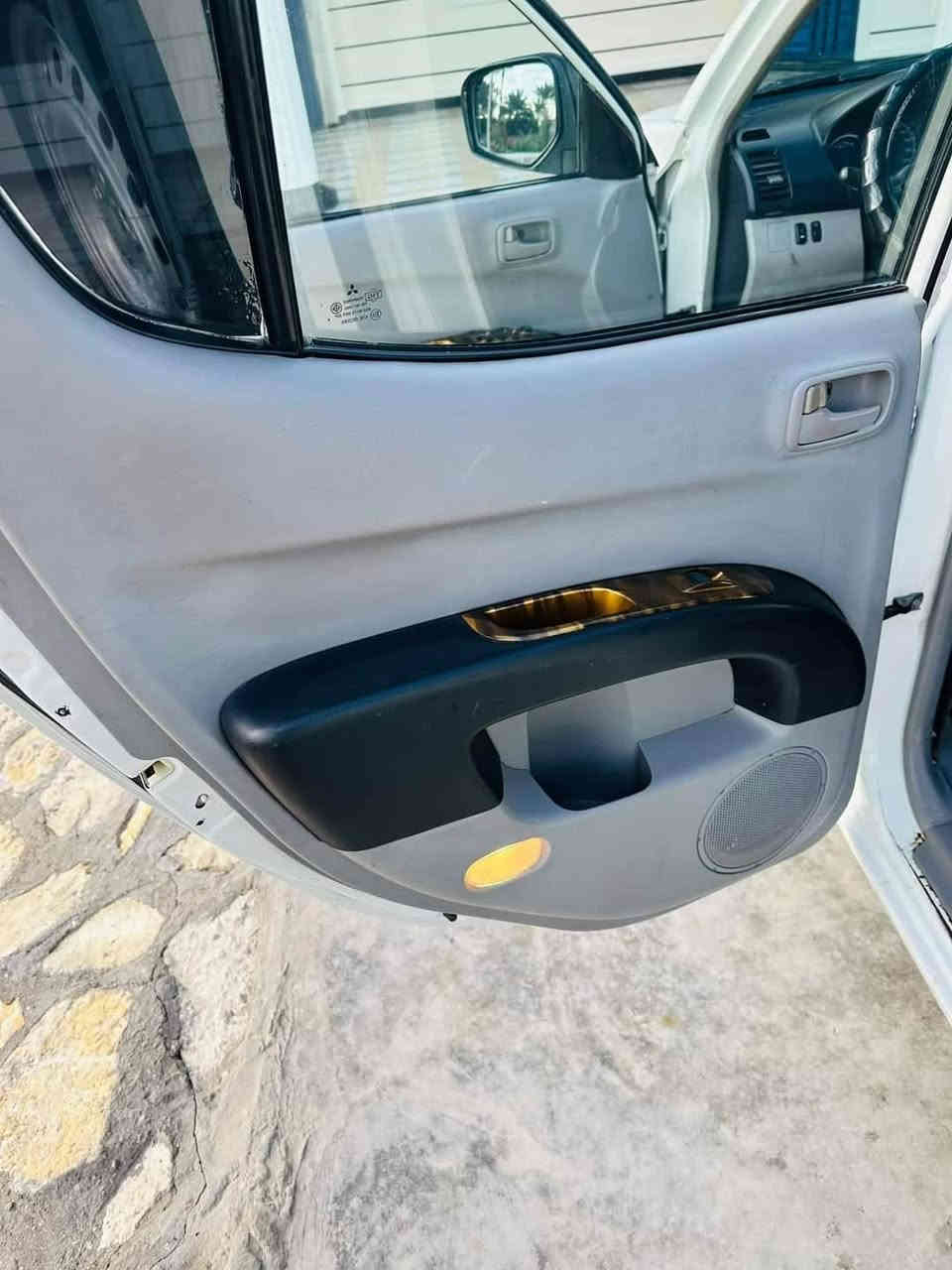 السلام عليكم بسبب الوعود الكاذبه بيكم مسيبوشي موديل ٢٠٠٨ محرك جديد مال كصه السياره نظيفه باسمي تحويل ثاني يوم السعر ١٠٠ وبيه مجال للاتصال *********** الرمادي, الأنبار
