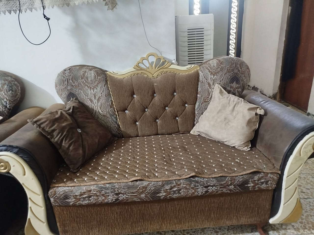 سلام عليكم تخم للبيع سعر 250الاستفسار او المراسله على الرقم ***********
