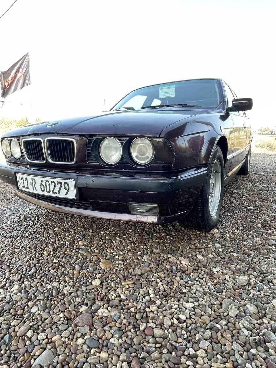 السلام عليكم 

بي ئم لبيع اومراوس حسب القناعه 

525 اصل بليته وسنويه 

مديل 92

رقم بغداد بسمي هزه جديده ماصاقطه وسنويه مجدده ل30

السياره ماناقصه شي كير كفاله مكينه بلكارتون حراديه 100/100

تبريد ثلج كهربائيات كله شغاله ماكو كل نقص مال جناي 

بلعافيه عل ياخذهه 

السعر 65 وبيها مجال لطيبين 

مكان السياره ديوانيه والشراي يتصل وبي خير ويدلل

للاتصال والاستفسار  ///***********
