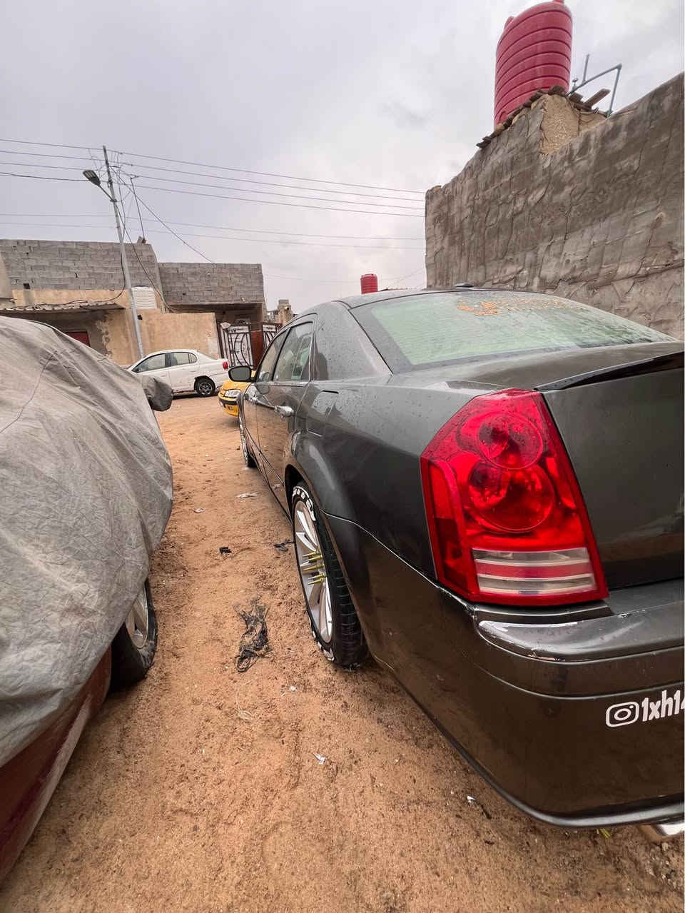 اوباما 2010 لون فيلي محرك هيمي 5700 رقم شمالي بيهه ضربه بالبنيد بنيد يكلف تبديل وصبغ 200 الف سياره جاهزه كهربائيات حداده محرك تحكم كشنات تدفئة كشنات  تشغيل عن بعد زنون ناصي عالي كشافات شاشه قلاب تحكم ستيرن جهتين مثبة سرعه كروز  *********** البصرة, العراق
