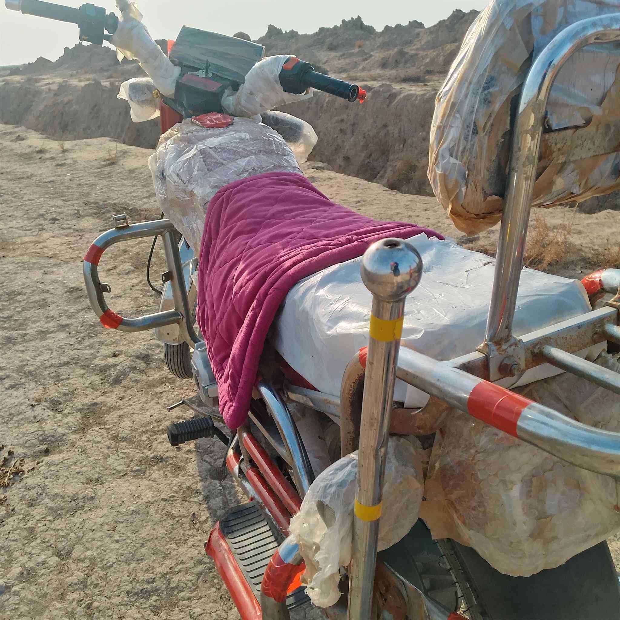 دراجة فيوم للبيع مديل١٩ اوراق اصليه مكان بين دجيلي والحي السعر ٨٠٠ وبيه مجال


**إذا كنت صاحب هذا الإعلان وتريد حذفه لأي سبب، رجاءا أرسل رسالة إلى الدعم الفني**