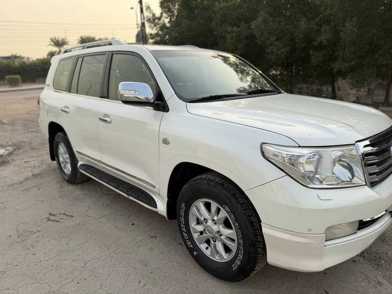 لاند كروز 2011 ستينه
فول مواصفات بيها كلير بل بنيد والباقي كفاله 

رقم جديد تحويل ثاني يوم

سيارة جاهزه من كلشي بدون نقص سيرفز كامل مسوي 

مكان السياره بغداد الدوره 

معروضه ب33 الف وبيها مجال لشراي

 خادمكم …***********
