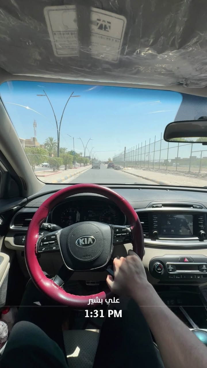 سورنتو 2019 خليجي 
مكفوله من الصبغ والضربه 
ماشيه 172
بيها ملاحضات رصعات 
مواصفاتها معروفه 
السعر 230 وبيها مجال
مكان المحموديه 
رقم التلفون ***********
