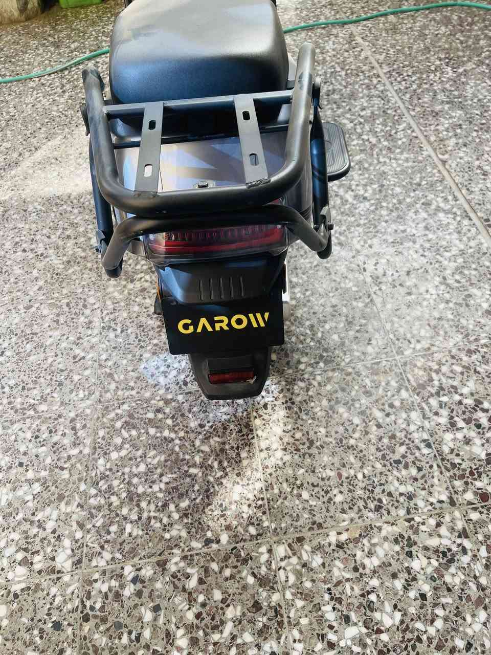 HVS 318
استخدام شهر ما ماشيه هواي زيرو بحاله الوكاله 
للاستفسار اكثر ***********
