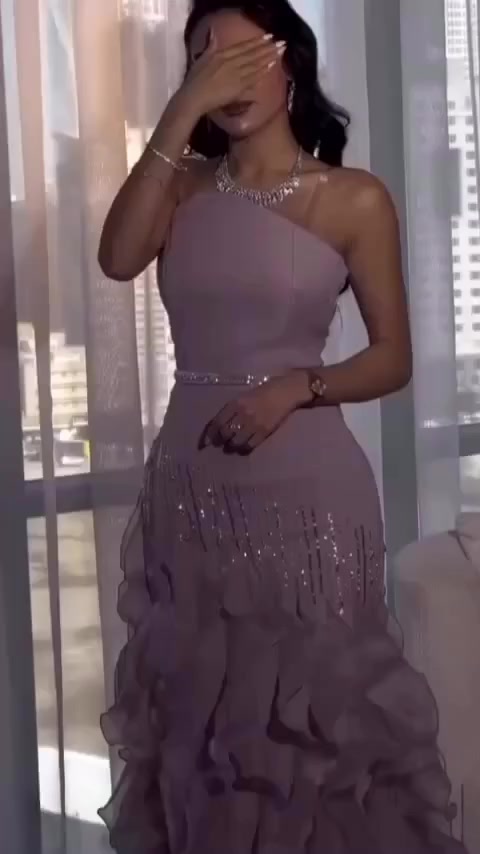 مرحبا بنات عندي ذني الفساتين مستعملة مرة وحدة كلها تصميم خاص وسعرهن مناسب وموجود صور حقيقية قياس 38-40 للبيع او مراوس بفساتين حلوات مثل الكاتبه عليهن مطلوب


**إذا كنت صاحب هذا الإعلان وتريد حذفه لأي سبب، رجاءا أرسل رسالة إلى الدعم الفني**