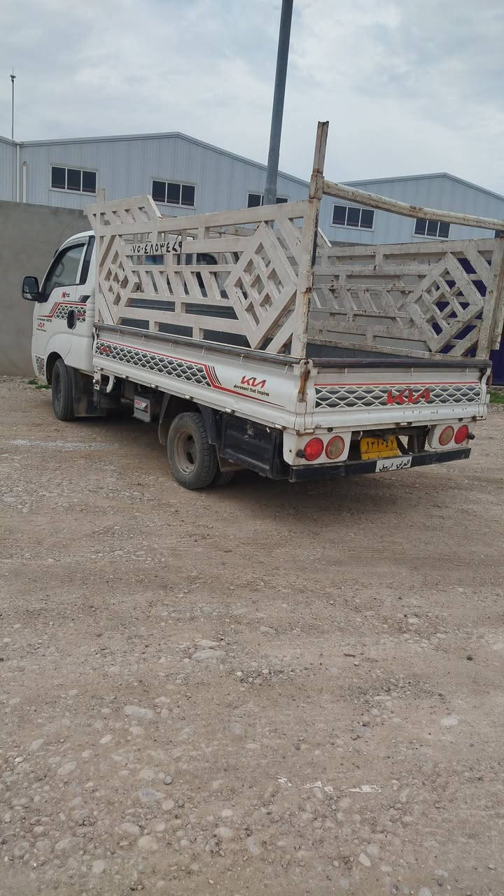 ئه م كييا بؤ فرؤشتنه موديلى 2013 گؤرينه وه ش ده كه م به 4000 ***********
