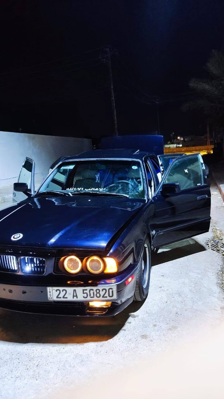 سلام عليكم اخوان
بي ام موديل 95 حجم 525 بجم عريض فول مواصفات 

مكينة وكير حدادية تخم تاير تبريد كهربائيات شاشات دمامات انارات داخلية وخارجيه غرفة ملكي سيارة مال جناي متعوب عليها بالعافية على الياخذها 

السعر 65 وبيها مجال ان شاءالله 

ميسان /المجر الكبير /ناحية العدل 

***********

