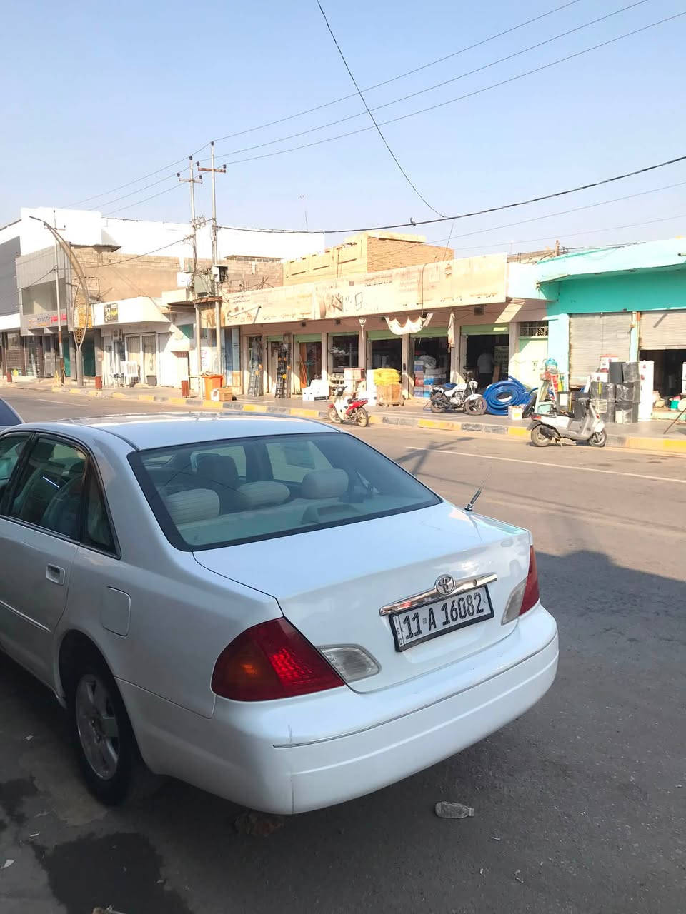 افلون للبيع 2001. السياره نضيفه   نص فول  تبريد  لمس مو فر كما موضح بل صور  شادله منضومه غاز.   زوجين تايرات نضيفه  محرك او كير شرط ما مفتوحه السياره مصبوغه عام بدون ضربه ولا دواخل فقط للجماليه. تجي تكلب وشوف حته. الجرص عل 120 يشتغل  او عالي ناصي زنون   ولشراي يتصل او بي خير او يدلل ***********
