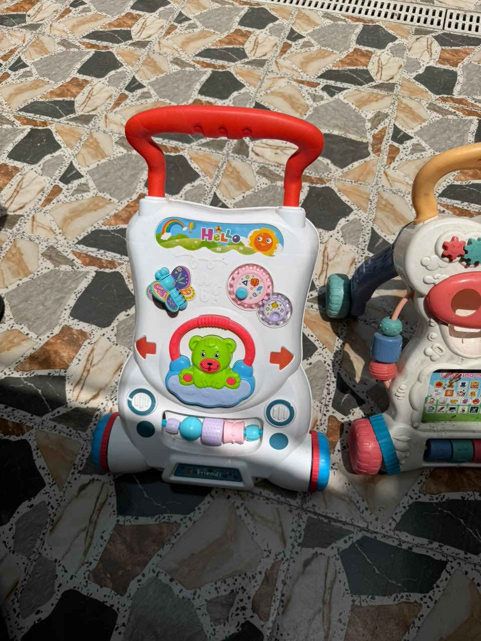 للبيع غراض اطفال مستعملة نظيفة وبعد وياها حجلة بس مفصخة


**إذا كنت صاحب هذا الإعلان وتريد حذفه لأي سبب، رجاءا أرسل رسالة إلى الدعم الفني**
