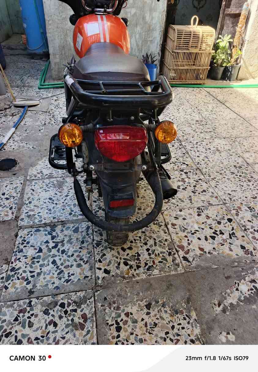 السلام عليكم شباب دراجه
دايوان موديلي 2022خروجهه 2024رقم وسنويه
تحويل ثاني يوم مكفوله متروكه وامشتغل بيهه
مكاني بغداد سبع قصور
الشراي ينتصل وبي خير ويدلل السعرمليون وتسعميه وبيهه مجال بصيط ***********
