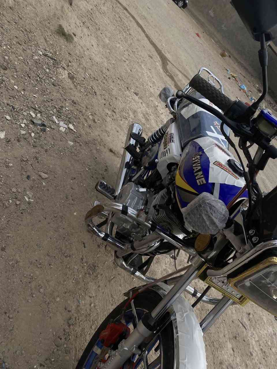 السلام عليكم ورحمة الله وبركاته.
دراجه أيراني سيفان محرك 200cc❤️‍🔥
موديل 25
دراجه مبين نضافته ب صوره 
كلشي شغال بيه دبل بصمه 
لايت عالي ناصي. ورماش
اخت زيرو  
السعر830 بيه مجال بسيط للشراي 
هـ/ ***********
رجائن لموشراي ليتصل فضلا🫶🏻
