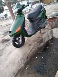 دراجة نارية • للبيع