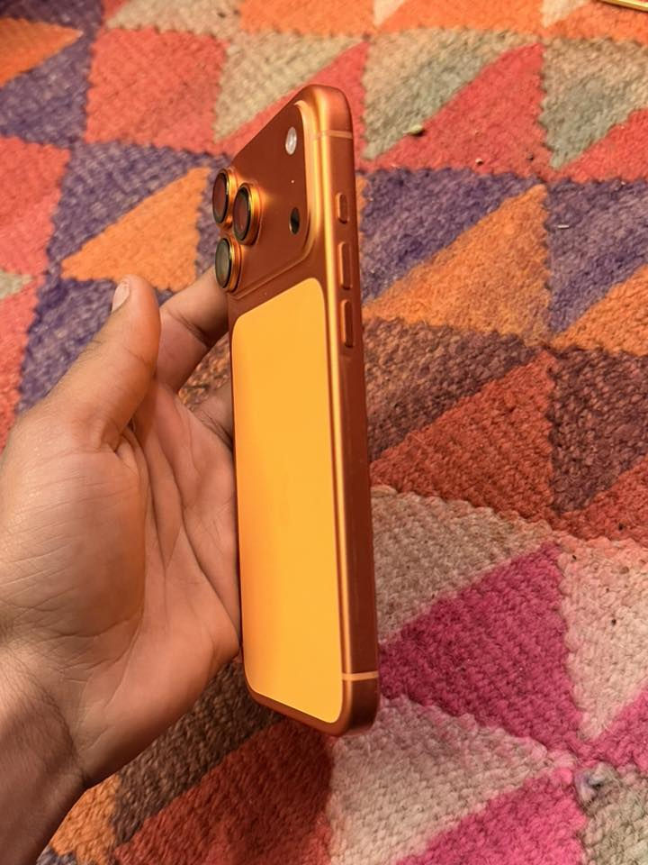 السلام عليكم
جهاز ايفون 17 برو ماكس شرق اوسط 

جهاز نضيف من كل نواحي 

ايسيم 

للبيع سعر 1800 قفل قفل 

***********

❤️
