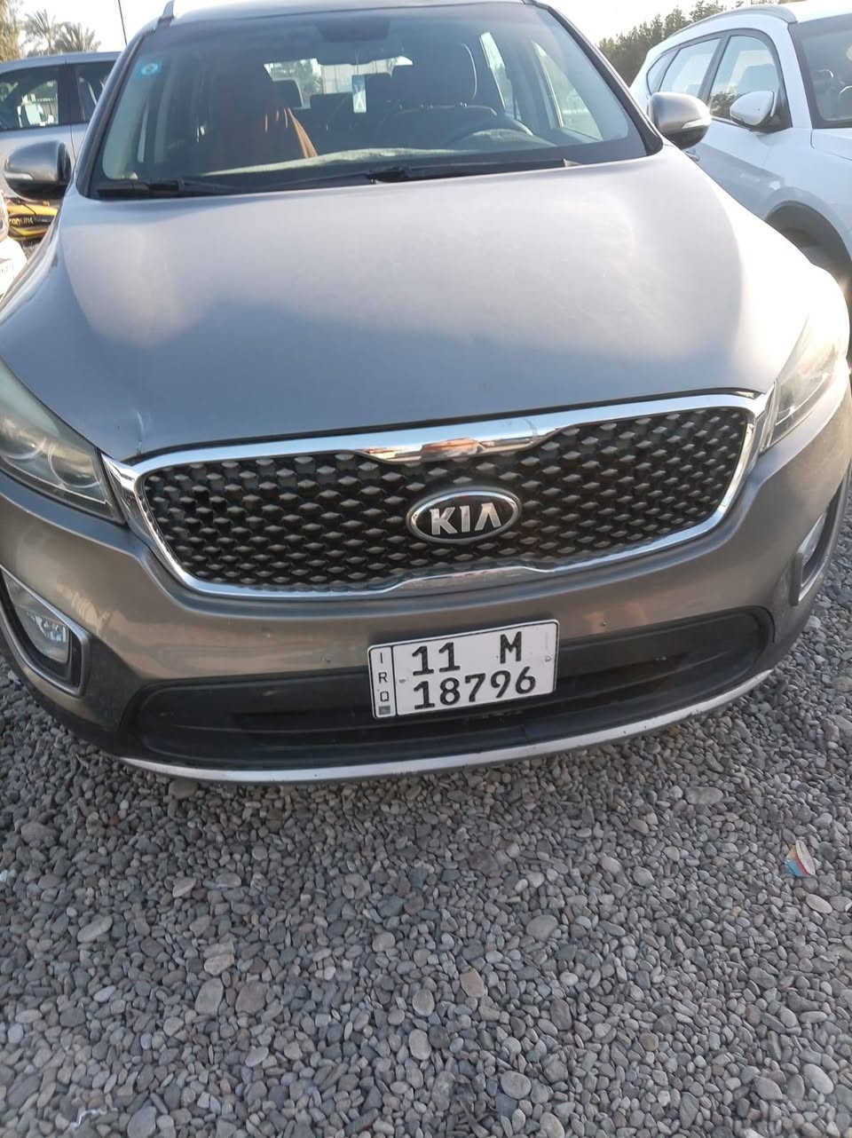 السلام عليكم سورنتو2016رقم بغداد بسمي تحويل ثاني يوم السياره مابيها ضربه بس صبغ اقل الاحزام 2400مكينه سبعه راكب قطعتين تبريد السعر من الاخير 150مكانها بغداد الراشديه ***********
