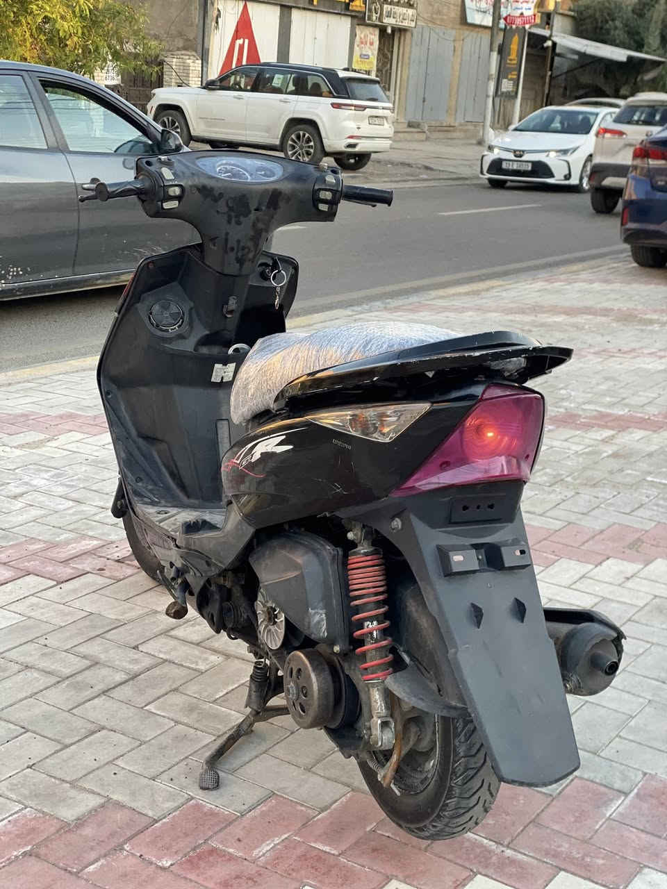 سلام عليكم
ثعلب Gtrللبيع 
بوشة 58ونص
رولة 1000 RGS
كابريتر قفاز حجم ٢٦
كلجات رياضي 
دراجة نضيفه بشكل 
كلشي بلاد بيه 
كفراته ختم واحد
كهربائيات شغاله 
كلشي مناقصه 
مكانه بغداد حي الخضراء
***********
