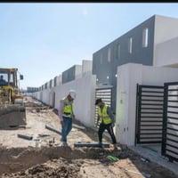 في مجمع حوراء بغداد السكني  بلوك 18  مساحه 200 متر  طابق واحد  تسليم ا...