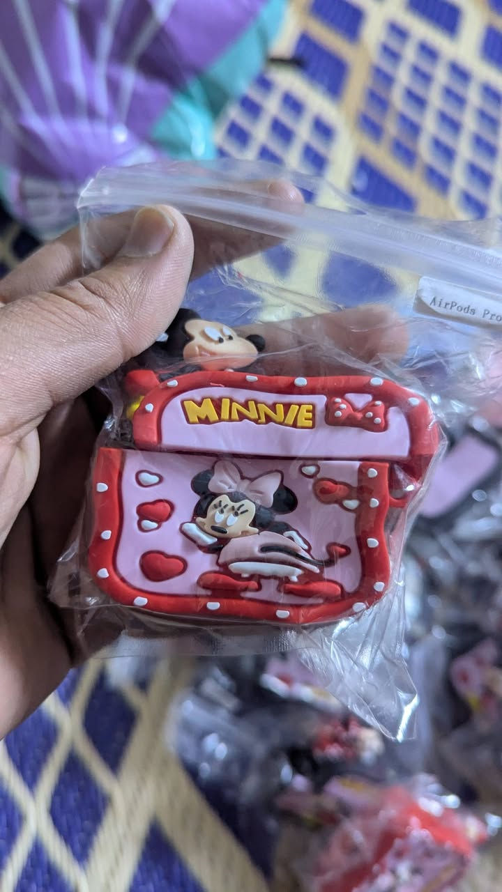 حافظات مال ايربود برو
26 قطعه 
15 الف


**إذا كنت صاحب هذا الإعلان وتريد حذفه لأي سبب، رجاءا أرسل رسالة إلى الدعم الفني**