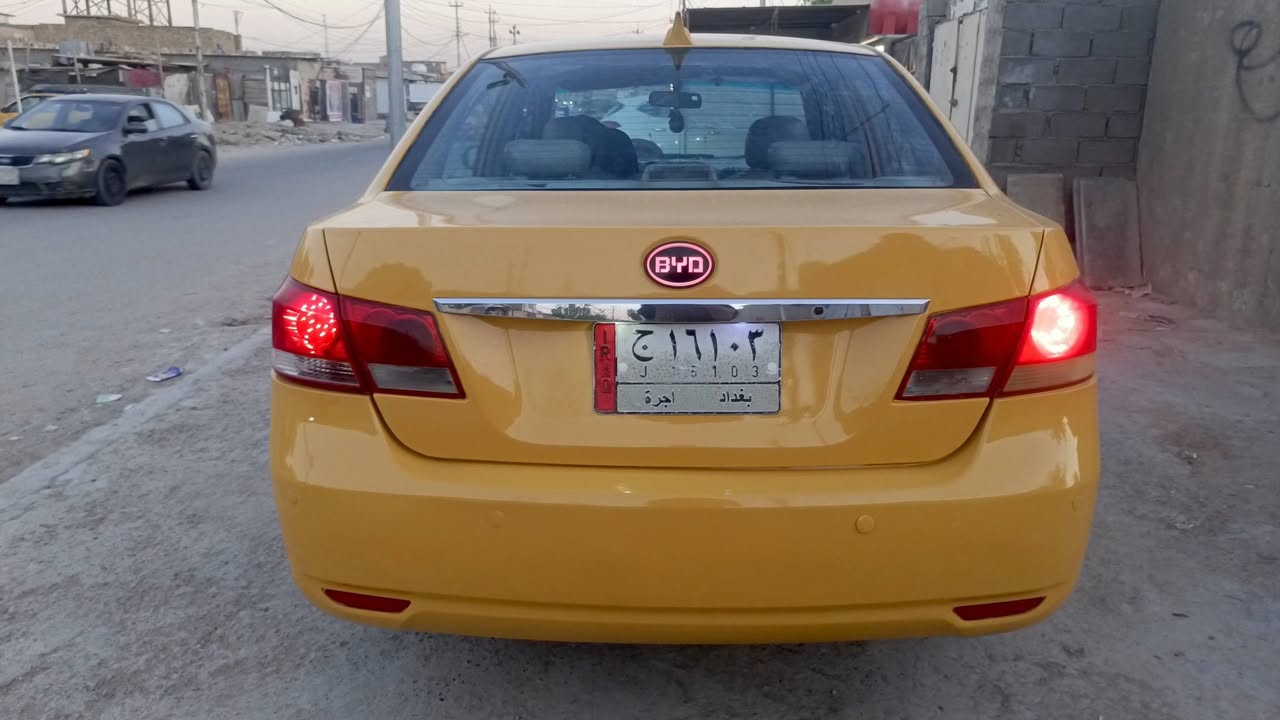 اخوان للبيع بي واي دي موديل 13جي ثري بصمه تشغيل عن بعد  كير و مكينه كورله نحله 1800مكفولات تبريد سنتر لوك  حداديه و كهربائيات جاهز كيجات كلهه جاهز تخم تاير جديد داخل جلد كشنات جلد تنته مغلقه لايلون كل نقص مابيها سنهويه 27 بسم جيراني  شرط تحويل ثاني يوم عنوان بغداد حي النصر السعر.    48.   بيهه مجال قليل هاتف ***********
