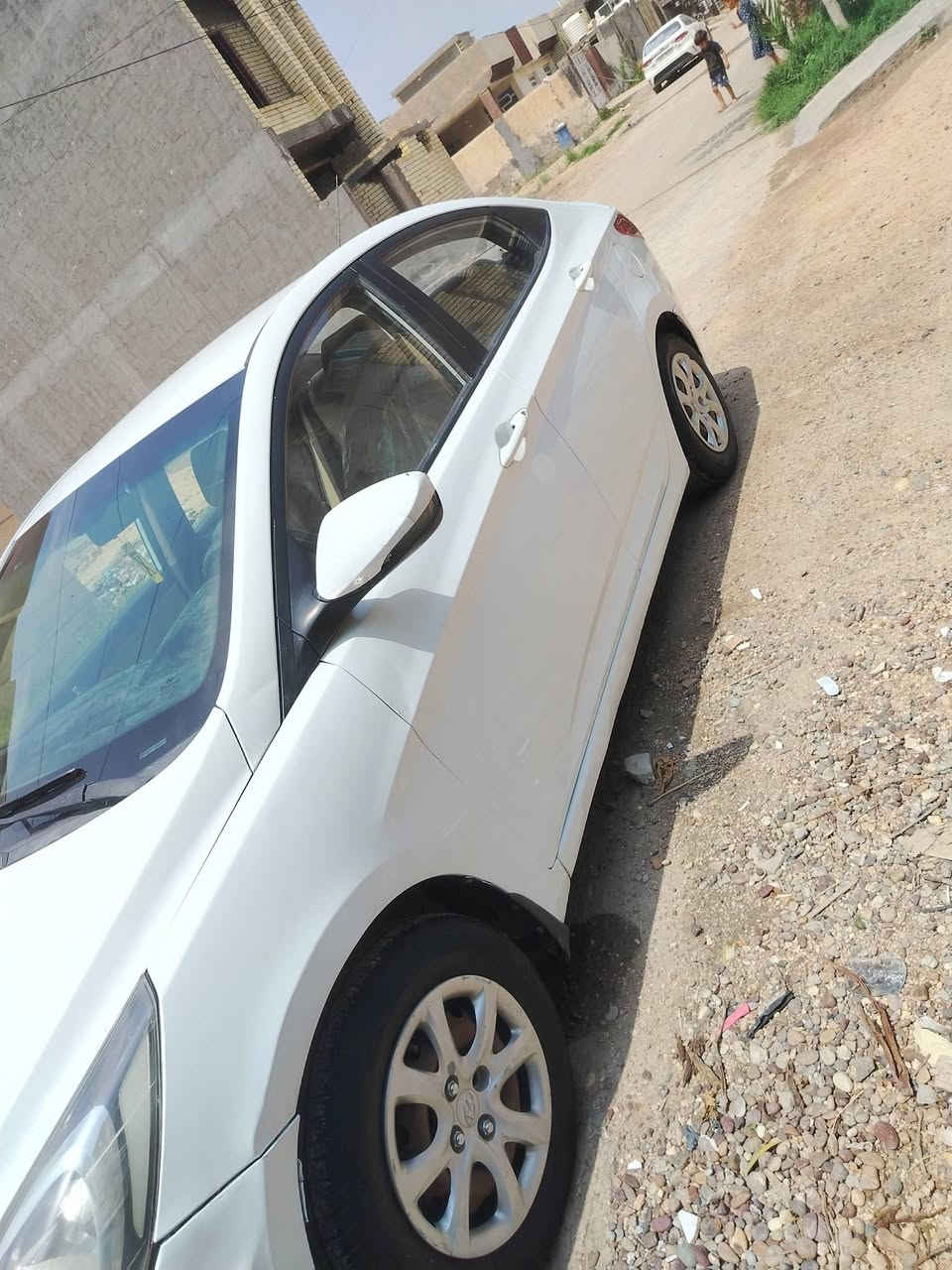 السلام عليكم اكسنت موديل 2015 وارد خليجي محرك وكير انضاف جدا تبريد شغال تخم تاير جديد صدر جديد شاشه وكامره دواره كهربائيات كلها شغاله رقم بغداد دولي بسمي غرفتها نضيفه جدا بيها قطع صبغ ابيع حزام السعر 82 وبيها مجال مكان السياره بغداد للاستفسار الاتصال على الرقم *********** //***********
