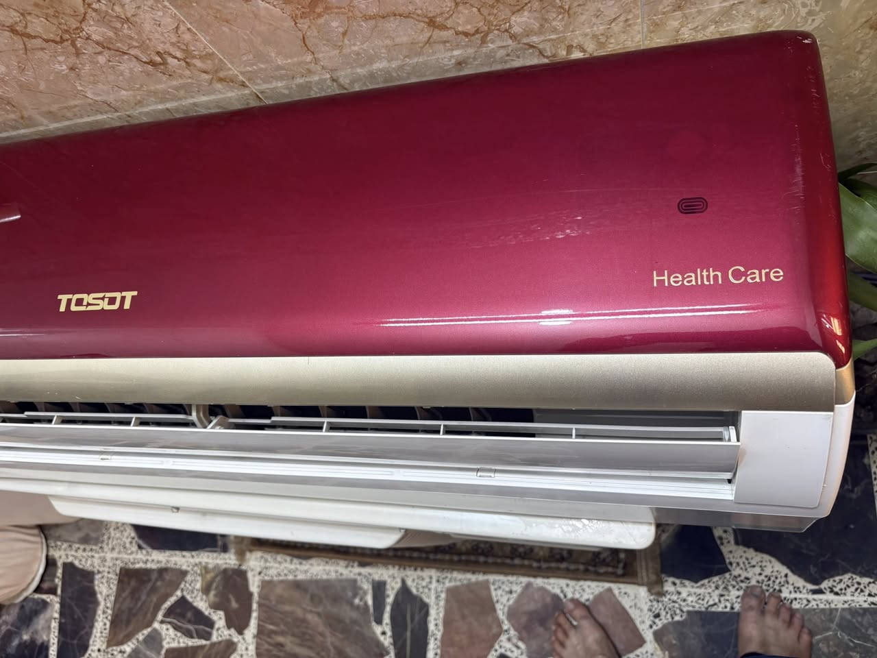 سلام عليكم
سبلت توسوت ٢ طن حاربارد
نظيف جدا بلادي ممصلح
غازه مقفل R-22
كامل ملحقاته بدون نقص 
ظمان 15 يوم 
السعر ٤٥٠ الف
بغداد حي الجامعه
***********
