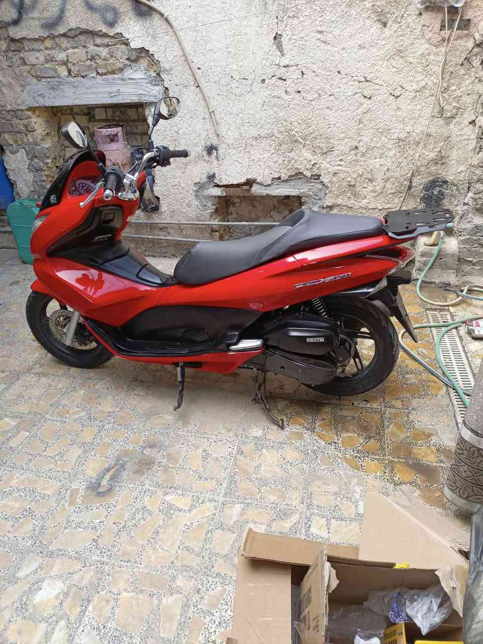 للبيع دراجه بي سي اكس جيل اول مكفوله كفاله عامه مكينه 150 السعر 12 ورقه قفل الاستفسار على الرقم ***********

