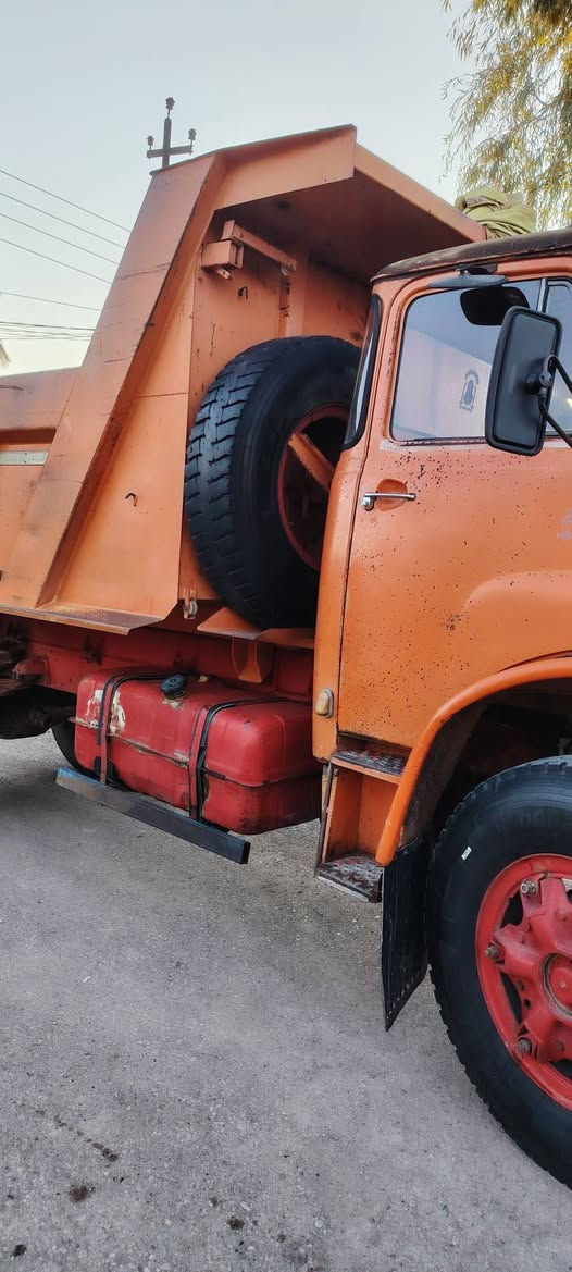 سلام عليكم مان للبيع مديل 82 للاستفسار ***********
