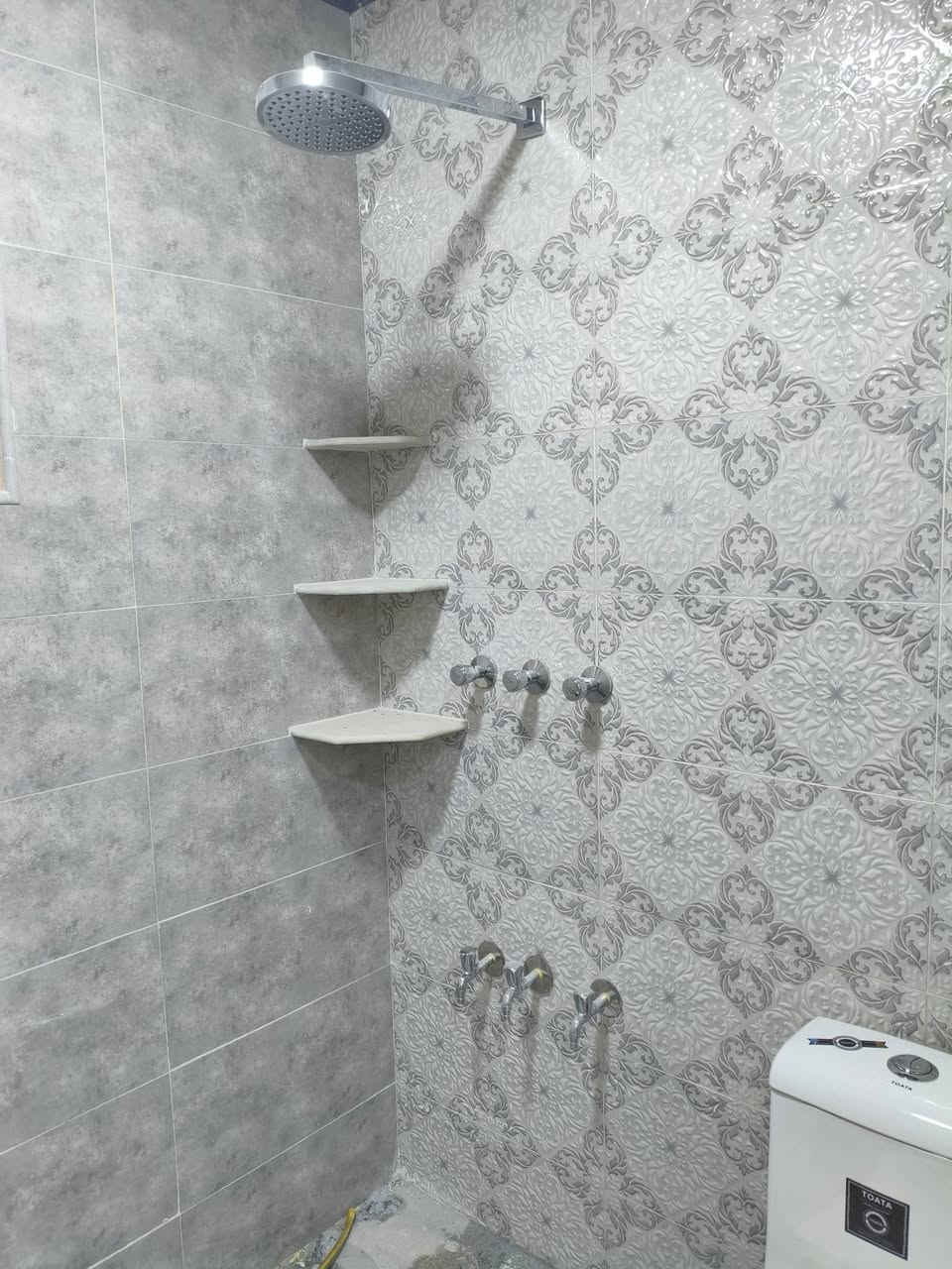 تأسيسات صحية عامه كافة التأسيسات الصحية شد تانكيات سخانات المياه للاتصال خط أو واتساب
***********
