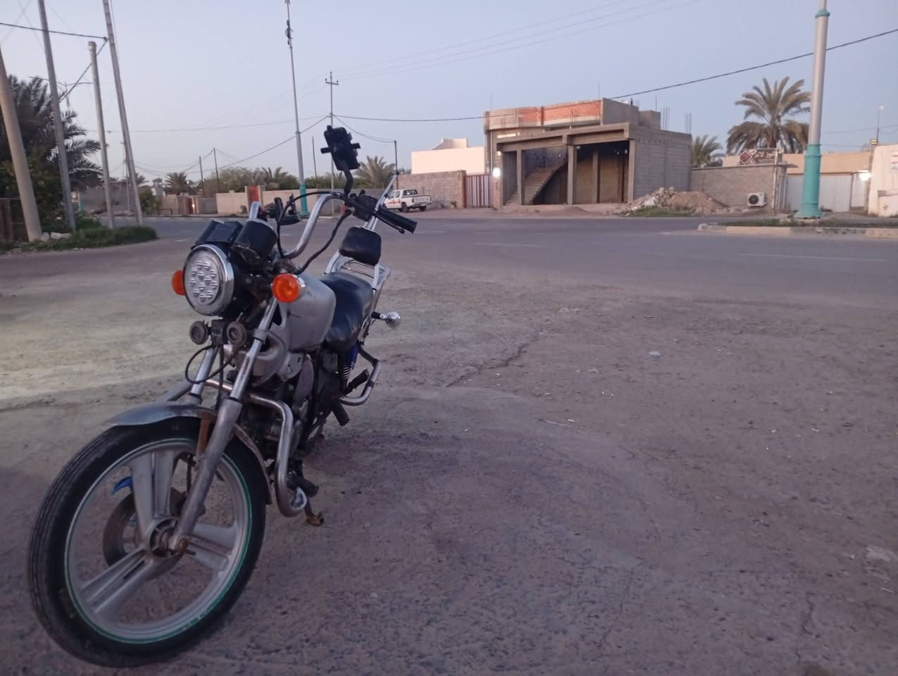 دايلم لبيع مكينه تايرات تخم خير من الله
***********
