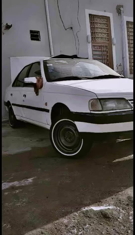 بيجو GLX موديل 2009 رقم بغداد
كير و مكينة جاهزات 

تخم تايرات جواه 

تبريد شغال 

غرفته مدوشمه كامله 

بيه فقط طخه باب خلفي الايمن و قبق جنطه 

لا تبديل و لا ضربة 

مكاني النجف / السعر 40 وبيه مجال / ترهم مراوس 

***********
