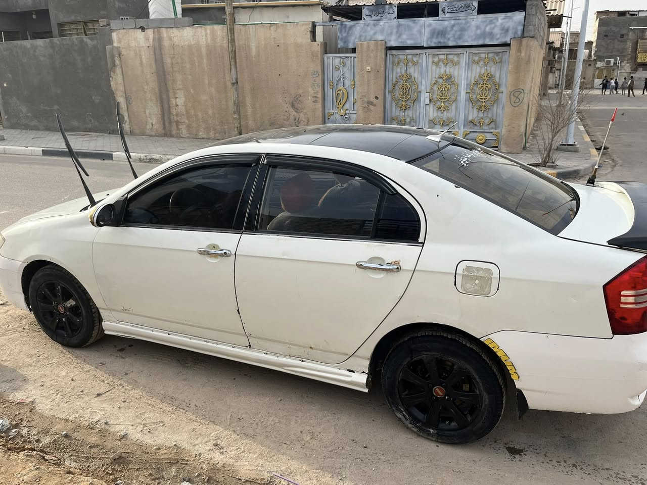 ليفان 620 حداده مكينه جديد كير حداده جديده تبريد كاملة السياره شغل واطلع لدهوك السعر 40 وبيها مجال

رقم الهاتف استفسار 
***********
