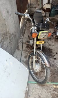 ٢٠١١ • اوراق اصلية • البصره