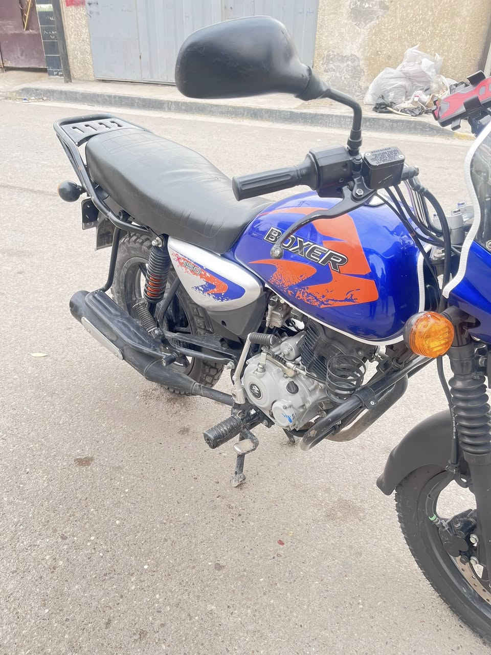 السلام عليكم دراجه بوكسر 24 دراجه خير من اللّٰه ونضيفه شوف العين وزوج تايرات جدد والدراجه مكفوله كفاله عامه شرط الفحص ومرقمه رقم بغداد بأسمي واللوحه انكليزي السعر
2و350 وبيه مجال حك الجيه
المكاو بغداد الزعفرانيه
***********
BOXER
