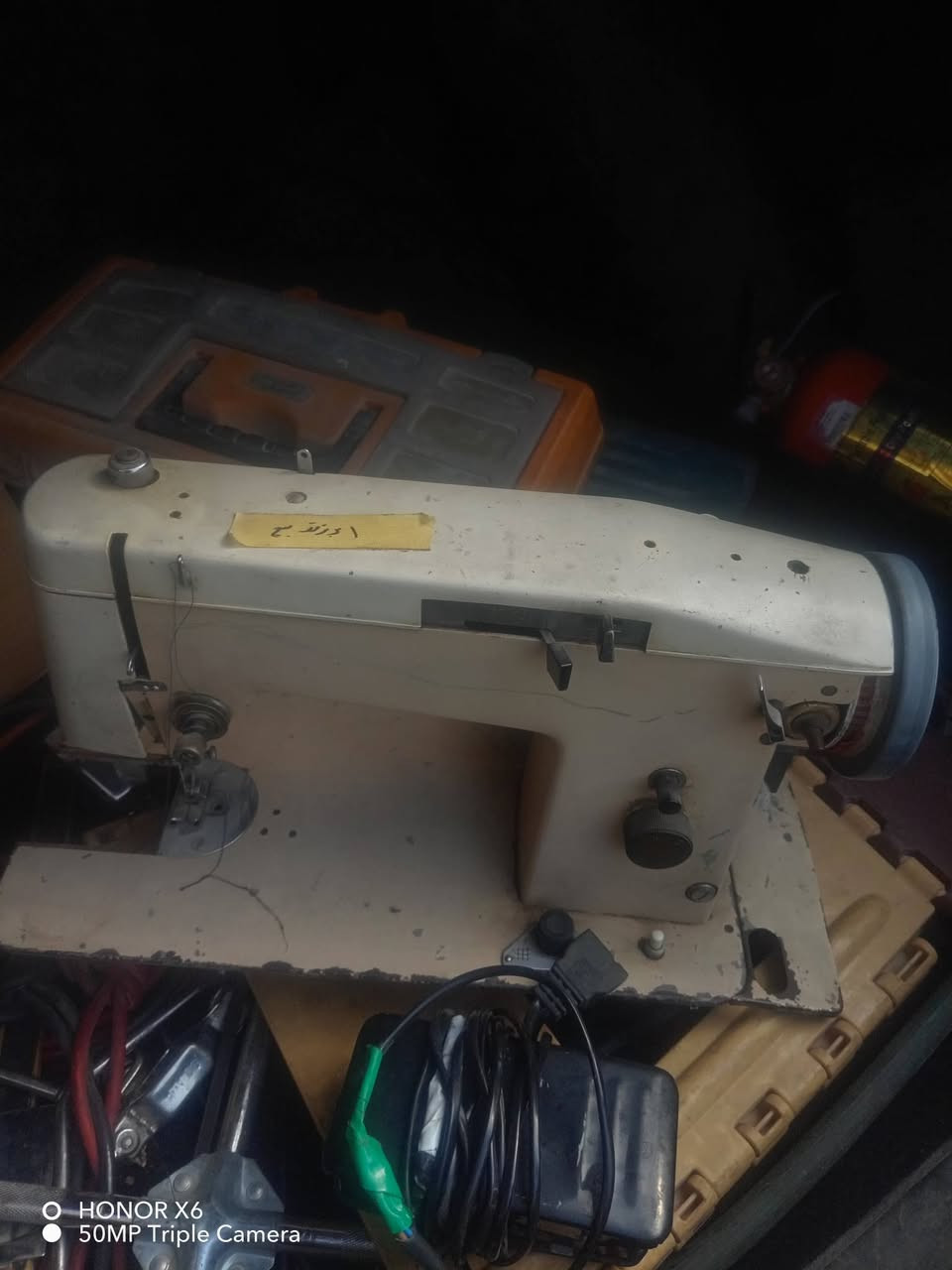 مكينة خياطة رومانية للبيع العنوان بغداد حي الجهاد
***********
