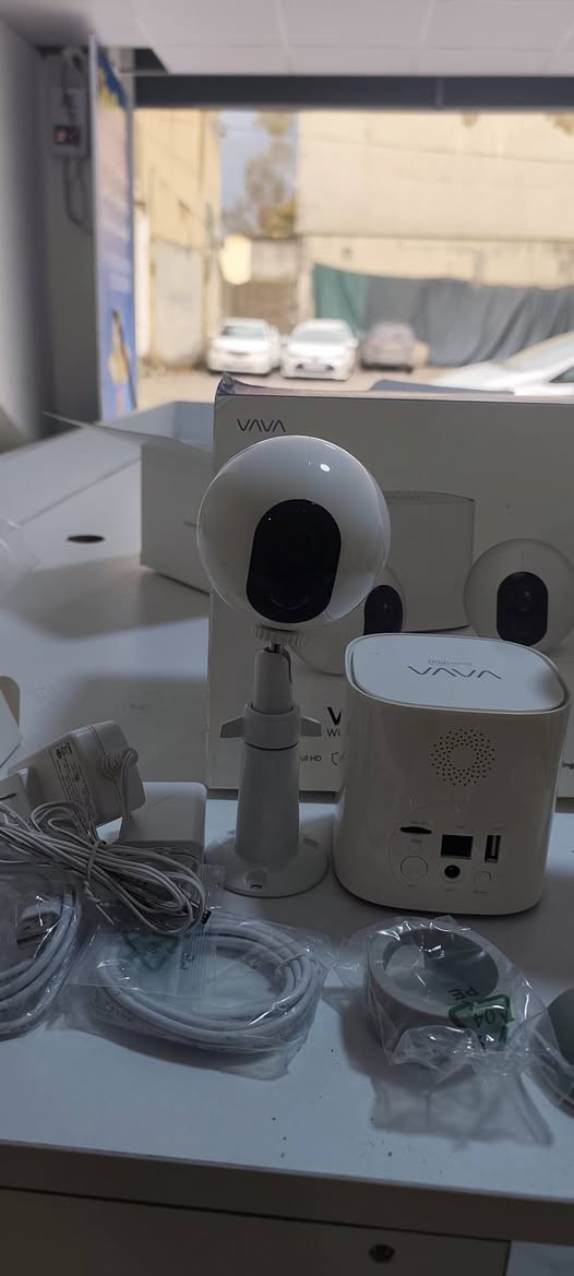 2کامێرای بەریتانی full hd ئەتوانی لەگەڵ هەموو شوێنێک بیکونجێنت رەبتی بکەی بە مۆبایلەکەتەوە ڕاستەخۆت بۆ ئەگوازێتەوە دەنگوڕنگ میمۆری خۆی لەگەڵە خەزن ئەکات هەستەوەری هەیە لەهەر جولەیەک ئاگادارت ئەکاتەوە  *********** رانية, السليمانية
