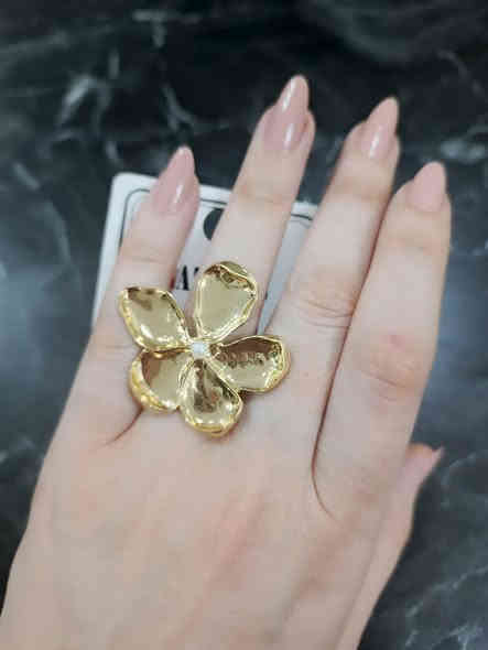 #البنترست_وبس
وفرنا كولكشن مجموعة حلوة من الخواتم والحلق البنترست تناسب وتكمل اناقتكم الملفته وبسعر
15 الف للقطعة الواحدة مع التوصيل
للحجز #واتس
***********
او التواصل عبر الصفحة
الخواتم يمكن تتكبر وتتصغر القياس فري سايز 
#خدمة_توصيل_موجوده
#مصنوع_من_الستانلس_ستيل
مميزاته:
#قوي_لايسبب_تحسس
#لايتغير_لونه
#اجمل_التصاميم
#اناقه_ورقي
