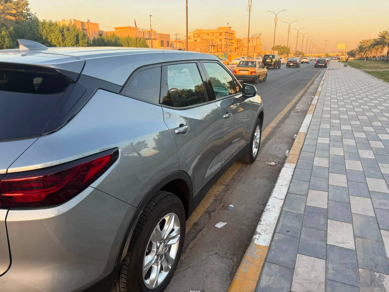 للبيع شوفر ليت بلايزر موديل 24
لون بحري بدون صبغ او حادث او غرق سرقة فقط للأبواب في أمريكا ماشية 10 الاف السعر 21 الف دولار

للأستفسار الاتصال على الأرقام التالية 

***********
