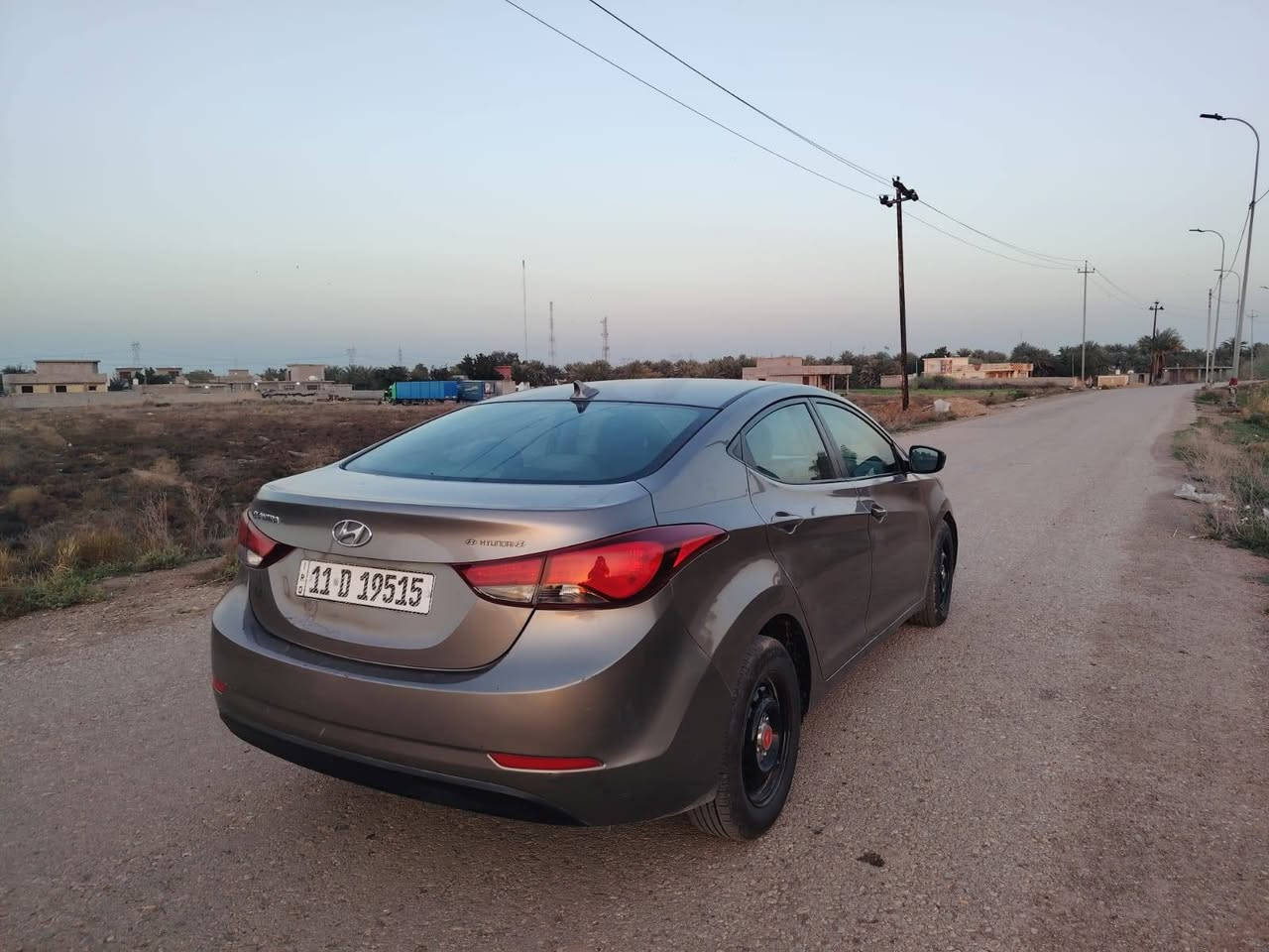 السلام عليكم ورحمه الله وبركاته
للبيع فقط الانترا امريكي موديل 2015
رقم بغداد بسمي تحويل ثاني يوم مكينه( 2000 دوش) تخم تاير حداديه زينه فول كهربائيات تبريد منضومه بانزين جديده السياره مابيهه ي نقص 
بيه ٣ قطع صبغ بدون دواخل جاملغين الاماميات وباب السكن فقط السعر المطلوب(89 ورقه) قفل من الاخير غير قابل للعمله مكان السياره واسط -العزيزيه-الدبوني تحديدا للاستفسار الاتصال ع الارقام التاليه 
***********
 واتساب+ اتصال***********
