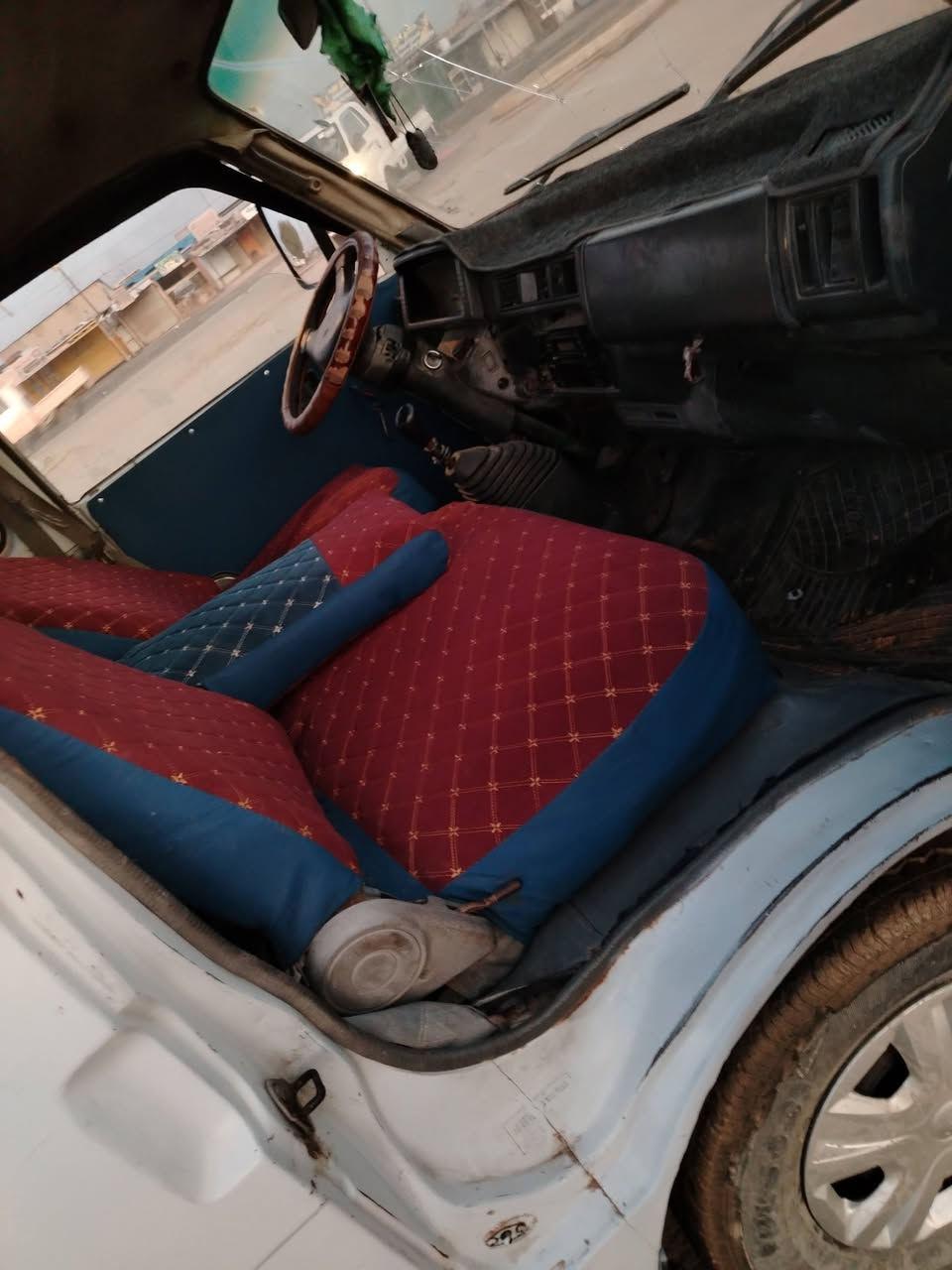 السلام عليكم سياره للبيع موديل ١٩٩٤رقم بغداد سياره مكينه كير حدادية كفاله سنويه إنكليزي اللوحات عال استلام تحويل ثاني يوم المكان الحله /الشوملي
***********
