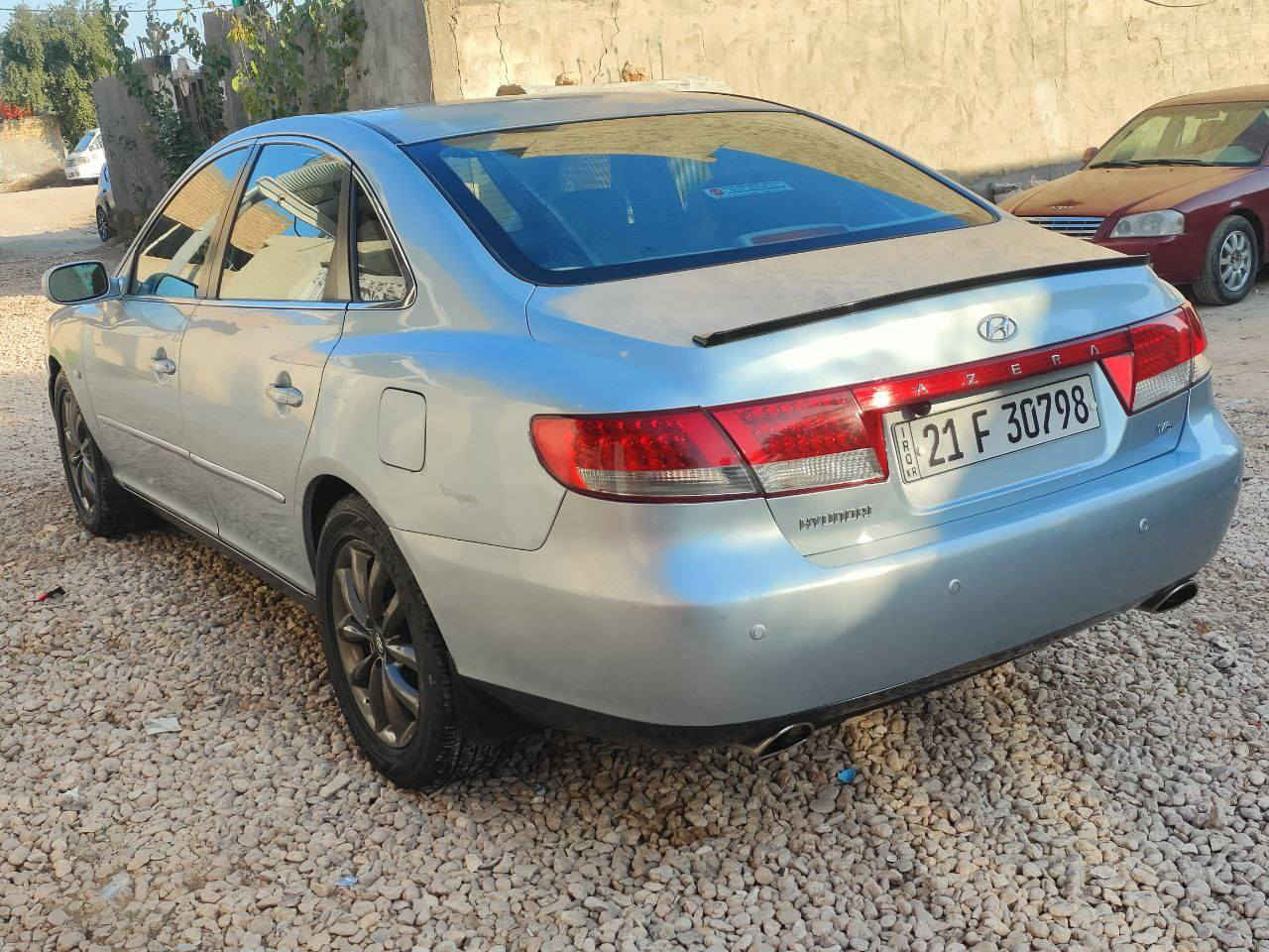 ازيرا 2008 
خليجي كاصد فول مواصفات 
رقم سليمانيه جديد سنويه لل29 بأسمي مداور ثاني يوم 
سياره كل نقص ماابيها 
قطعتين بنيد وجاملغ بدون دواخل سونارها موجود
تخم تاير جديد 
حدادية اماميه خلفيه جديده 
باتري جديد 
الداخل مالها نظيف كلش 
كيرومكينه مبدلهن جدد 
حجم المكينه 3300
ادامه كامله قبل اسبوع 
تبريد تدفئة ادامه كامله +تبديل راديتر التدفئة قبل يومين 
كهربائيات كل شغاله 
السعر ب105
بقيت التفاصيل يم زيكو الحلاوي 
مكاني الحلة
رقم الموبايل ***********
