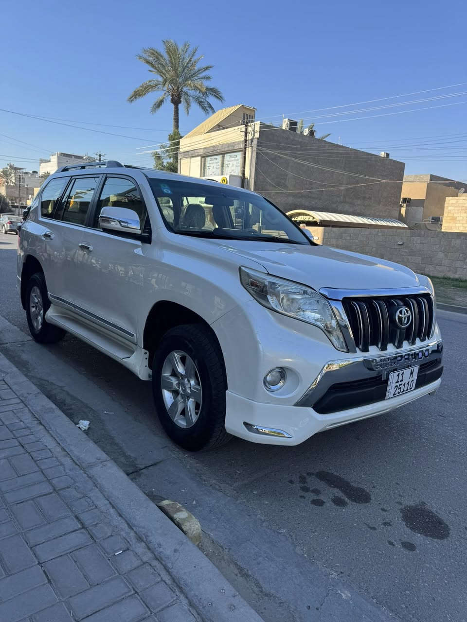 برادو 2014 فول مواصفات TXL
برادو موديل 2014 شركة ساز ياباني اصلي 7 راكب فئة TXL 
محرك 6 سلندر حجم 4000 المرغوب
سيارة اعتمادية مكينة وكير على وضع الشركة سيارة مكفولة كفالة عامة
صدر وحدادية امامي وخلفي كله جديد اصلي وكالة تخم تايرات جديد برجستون ياباني سيارة دينار متصرف عليها
رقم بغداد الجديد هزة جديدة سنوية باسمي تحويل مباشر

السعر 320 $ وبيها مجال

مكان السيارة بغداد حي الجامعة
*********** غيث الكبيسي
